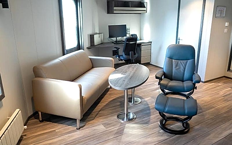 Yolcu Deneyimini Güçlendiren Gemi Mobilyaları